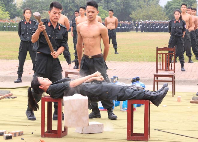 Mãn nhãn với những pha võ thuật, khí công điêu luyện của CSCĐ - 10