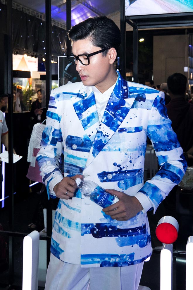 Vừa làm vedette, vừa hóa nữ hoàng thảm đỏ Aquafina VIFW: Chỉ có thể là Thanh Hằng! - 6