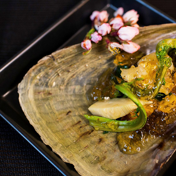 Đi tìm "thánh địa" ẩm thực Nhật Bản tại Sài Gòn - 3