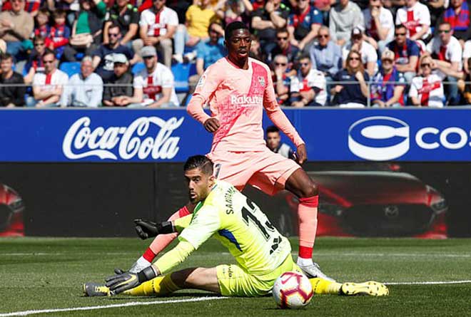 Huesca - Barcelona: Đôi công rực lửa, vận may "ngoảnh mặt" - 1