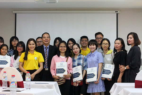 Cùng bạn viết tiếp giấc mơ du học - 2