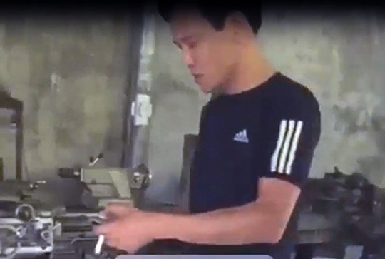 Nóng trong tuần: Phúc XO bị bắt, lộ bí mật đeo vàng giả suốt nhiều năm - 4