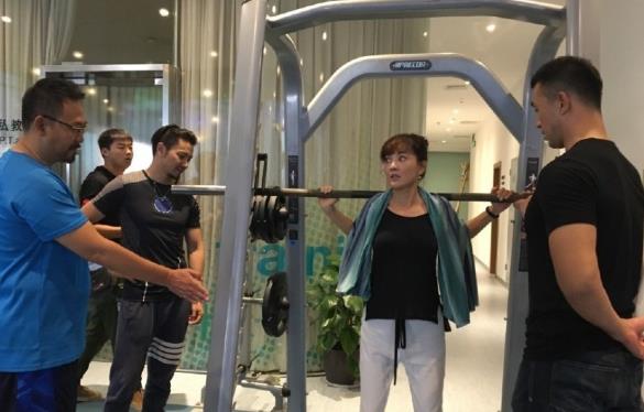 Bí quyết đẹp ở tuổi 46 của sao Thủy Hử gây sốt trên mạng xã hội - 8