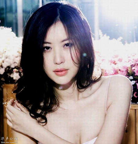 Mỹ nhân "Chân Hoàn truyện" tình tứ bên chồng tỷ phú U70 đáng tuổi cha - 5