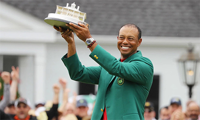 Tiger Woods vô địch chấn động: &#34;Cỗ máy hái tiền&#34; tỷ đô vẫn chạy tốt - 1