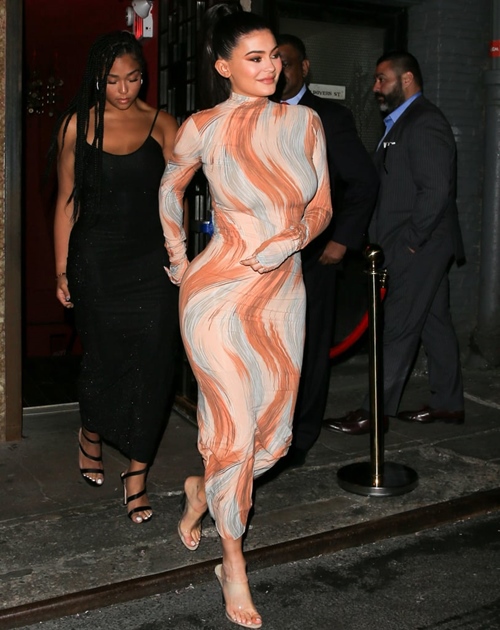 Kiểu quần giúp nàng béo đẹp như Kim Kardashian - 4