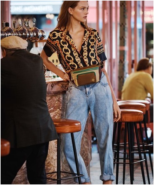 Jeans bạc phếch: Tưởng đồ cũ mà lại là xu hướng thịnh hành - 4