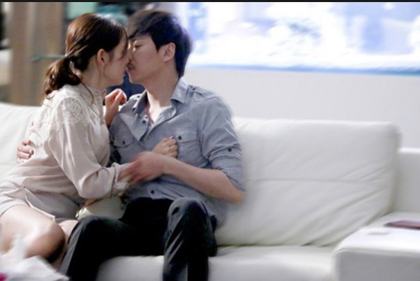 Chồng chưa cưới quả quyết do say quá nên đã “lên giường nhầm” với đồng nghiệp - 1