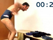 Siêu kỉ lục mặc quần sịp