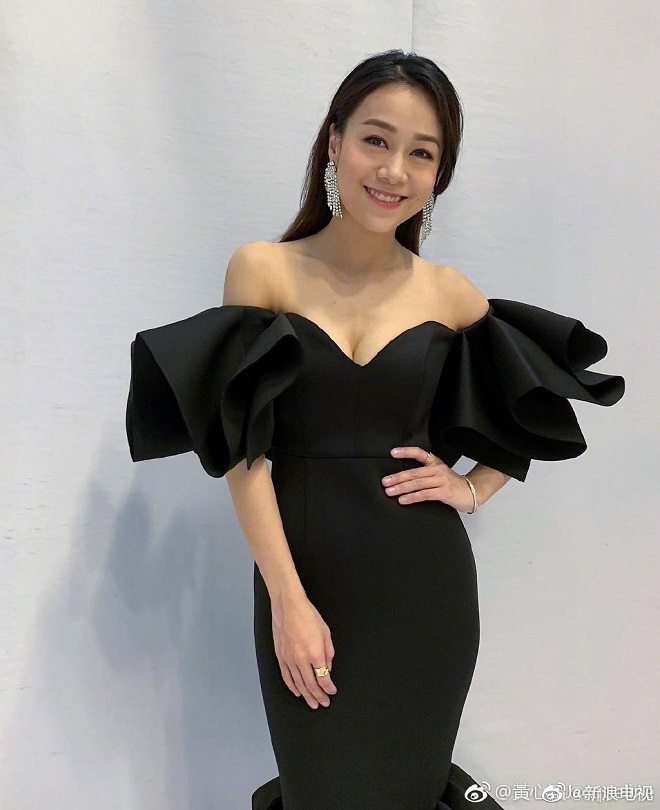 Chồng Trịnh Tú Văn khóc xin lỗi vợ vì scandal ân ái với Á hậu trên taxi - 6