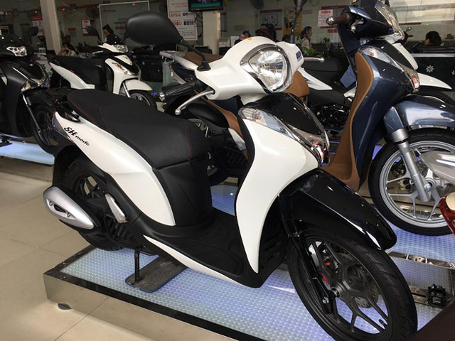 Thế giới xe - Doanh số quý I giảm, giá bán xe máy tháng 4 vẫn chênh cao