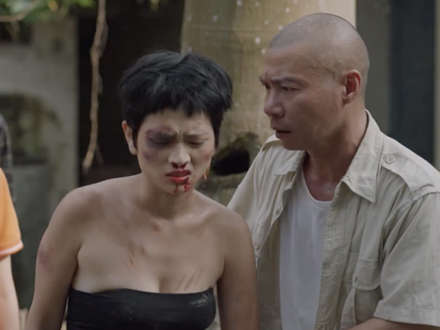 Phim - Em gái Công Lý bị cưỡng bức tập thể gây sốc trong phim giờ vàng