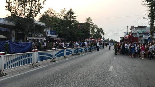 3 người chết trong cửa hàng bị cháy - 6