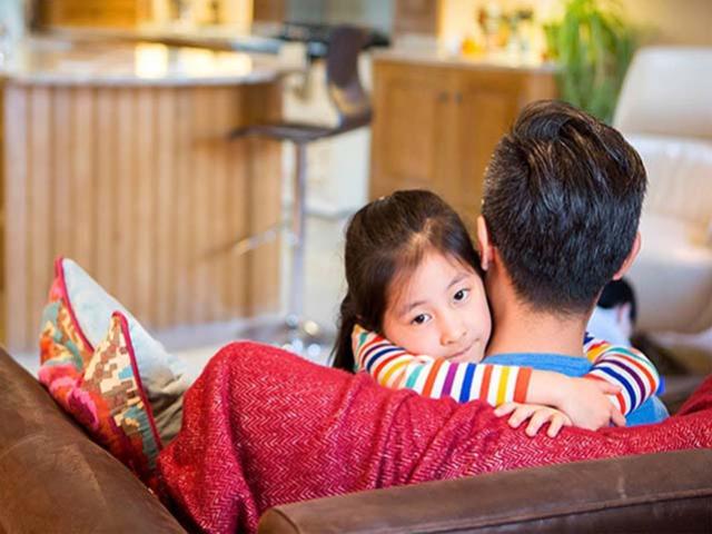 Giáo dục - du học - Nếu vừa la mắng con, cha mẹ nhất định phải làm điều này để không khiến bé thêm tổn thương