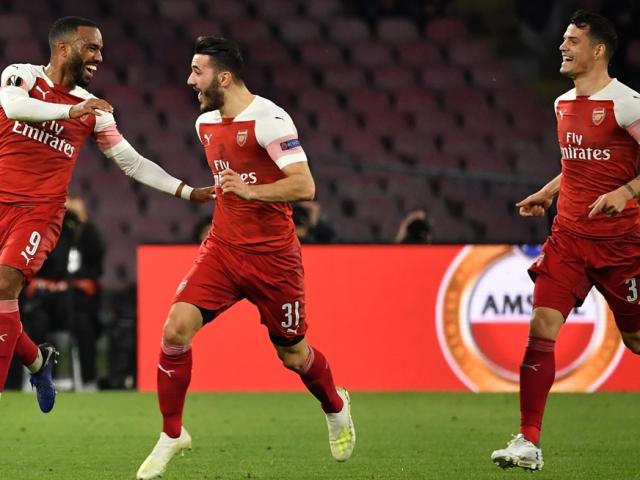 Trực tiếp Napoli - Arsenal: ”Pháo thủ” thong dong (KT)