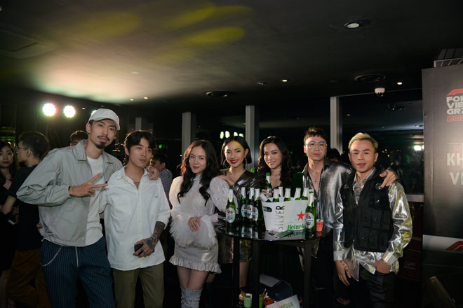 Trước giờ G, huyền thoại F1 David Coulthard gửi lời chào fan Việt Nam - 1