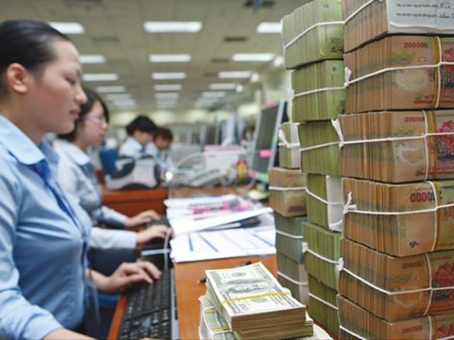 Kinh doanh - Tiền tỷ kho bạc “ứ” tại ngân hàng: Bao giờ hết vòng luẩn quẩn?
