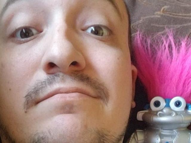 Bạn trẻ - Cuộc sống - Sau hai năm hẹn hò, chàng trai 29 tuổi quyết cưới robot làm vợ