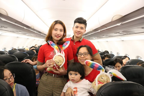 Vietjet rực rỡ chào đón chuyến bay đầu tiên Hong Kong - Phú Quốc - 2