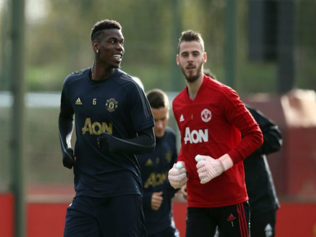 MU sắp giảm 25% lương: Pogba & De Gea chống đối, vòi tiền gấp đôi