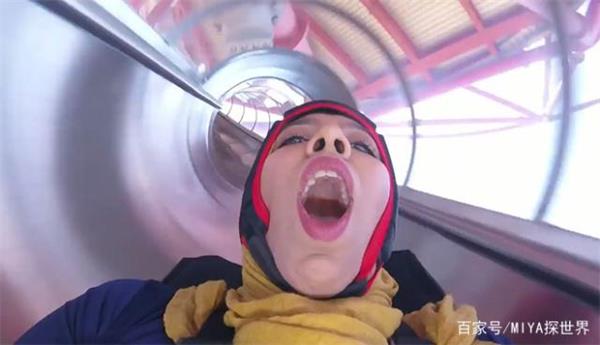 Trò chơi không mất tiền ở Việt Nam, nhưng ở đây chơi một giây cũng mất toi trăm nghìn - 6