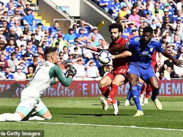 Cardiff City - Liverpool: Tuyệt phẩm vô-lê, penalty giải tỏa áp lực