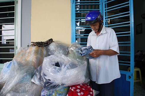 Việc làm lay động triệu trái tim của cụ ông 80 tuổi - 4