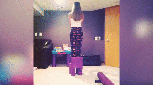 Cái kết khó quên cho các cô nàng thích thể hiện - 7