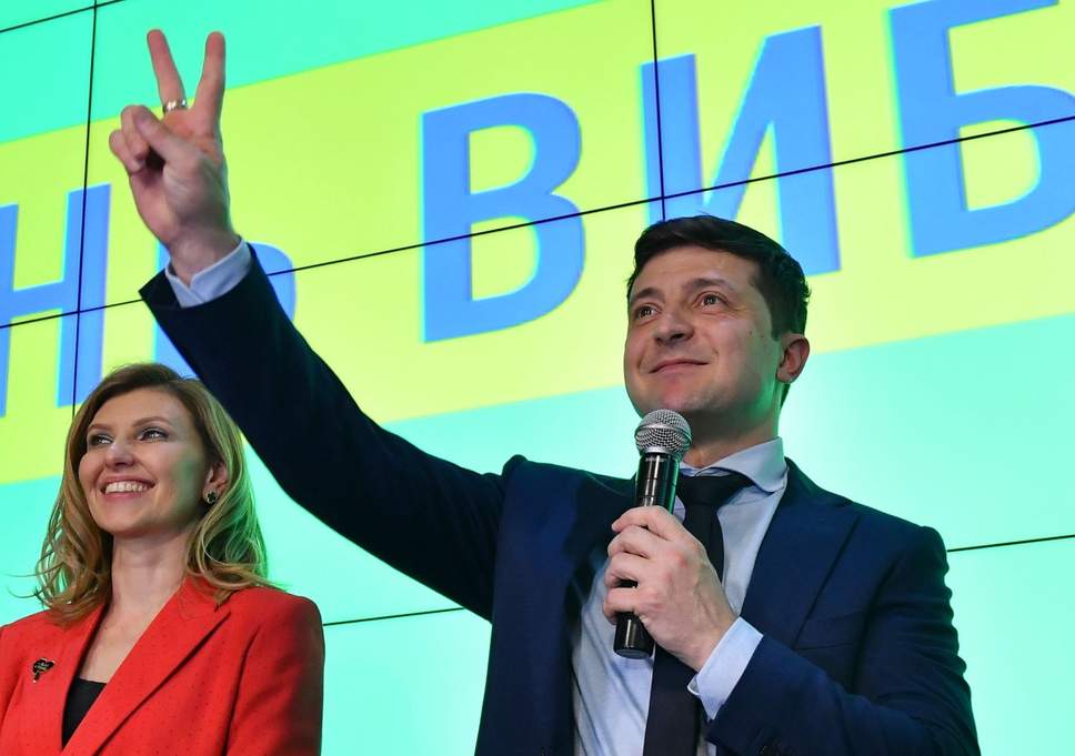 Diễn viên hài chiến thắng áp đảo cuộc bầu cử tổng thống Ukraine - 1