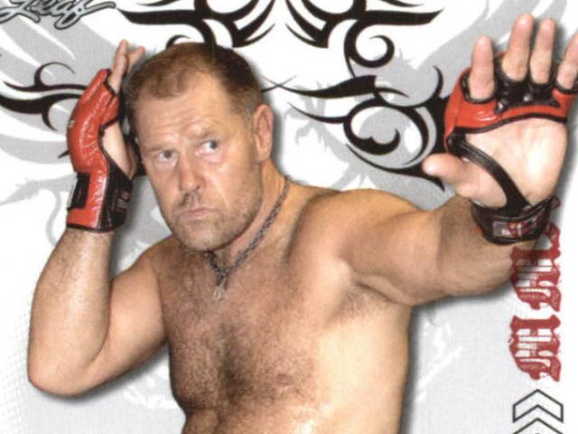 Thể thao - “Bá cước” vô địch thiên hạ: Thánh đốn trụ khiếp hồn trăm cao thủ