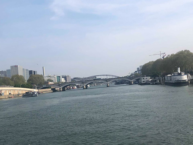Ghé thăm dòng sông Seine thơ mộng của &#34;thành phố tình yêu&#34; Paris - 1