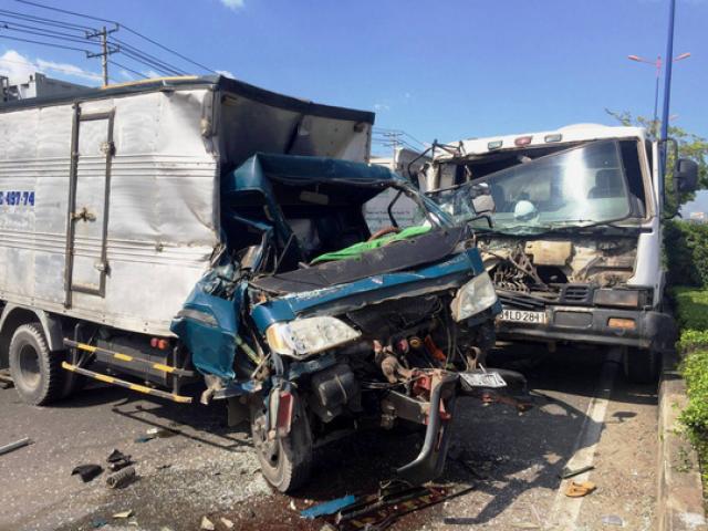 Tin tức trong ngày - Điểm danh 3 "điểm đen" mới rình rập người đi đường ở TP.HCM