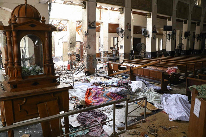 Sao thế giới đau xót trước vụ đánh bom ở Sri Lanka: &#34;Trái tim tôi đã tan nát...&#34; - 1