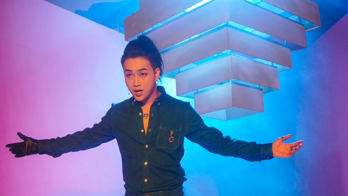 Cựu thành viên HKT ồn ào "nhạc chợ" một thời gây bất ngờ với MV nửa tỷ - 5