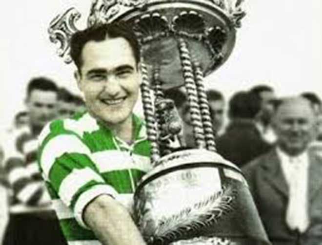 Ronaldo & Messi cũng không phá nổi: Siêu kỷ lục ghi bàn 70 năm - 2