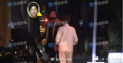 "Ngũ A Ca" bị phát hiện cặp kè 2 cô gái khác nhau chỉ trong 24h - 3