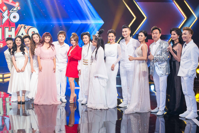 Mạc Văn Khoa bị MC Kiều Ngân &#34;đá xéo&#34; dẫn chương trình “thiếu muối” - 4