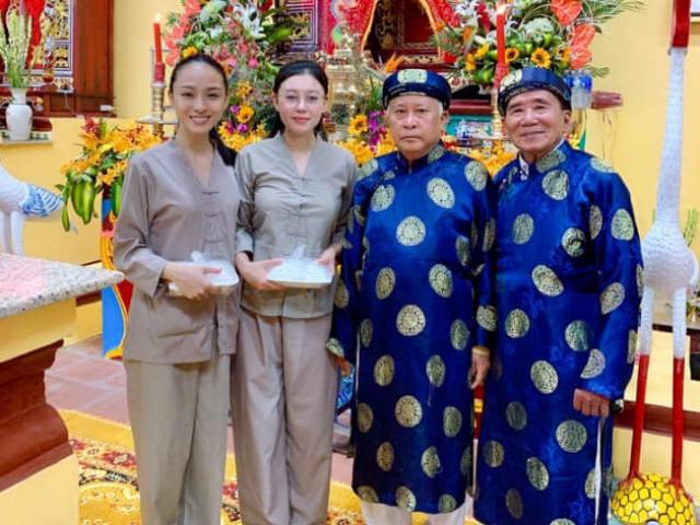 Đời sống Showbiz - Trương Hồ Phương Nga mặc giản dị đi hội đình vẫn gây chú ý vì nhan sắc nổi bật