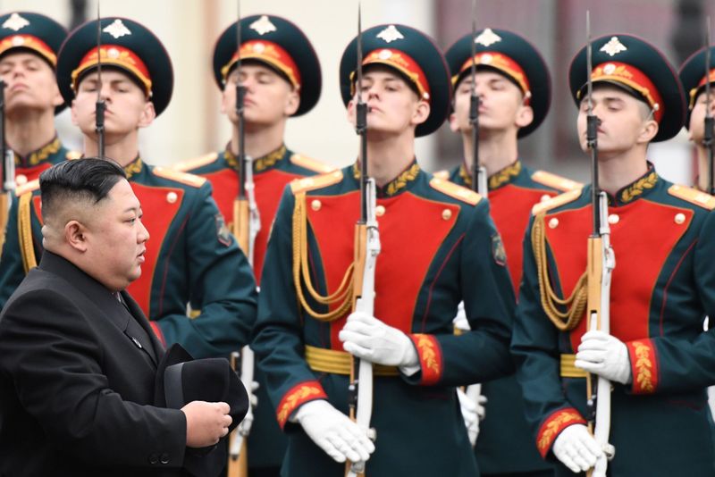 Kim Jong Un gặp Putin ở Nga: Trump bị cho ra rìa? - 1