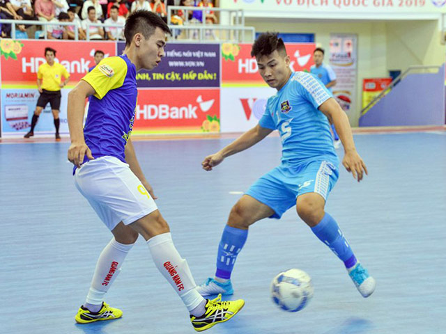 Futsal Việt Nam có ”Thánh” sút phạt: Lập liền 3 siêu phẩm ”nã đại bác”