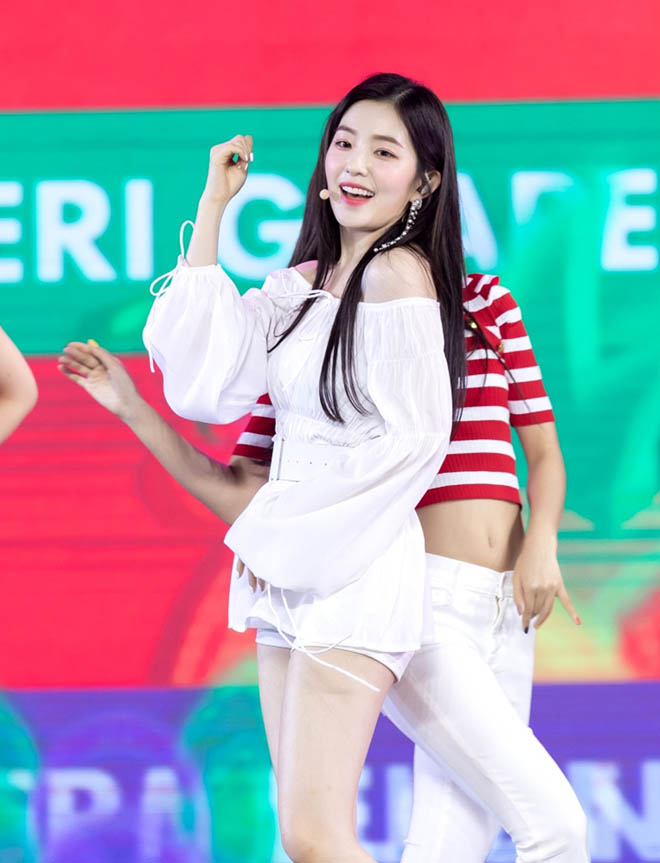 Nữ thần nhan sắc xứ Hàn quá gợi cảm khiến fan Việt phấn khích - 2