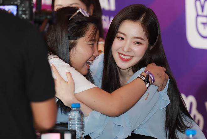 Nữ thần nhan sắc xứ Hàn quá gợi cảm khiến fan Việt phấn khích - 5