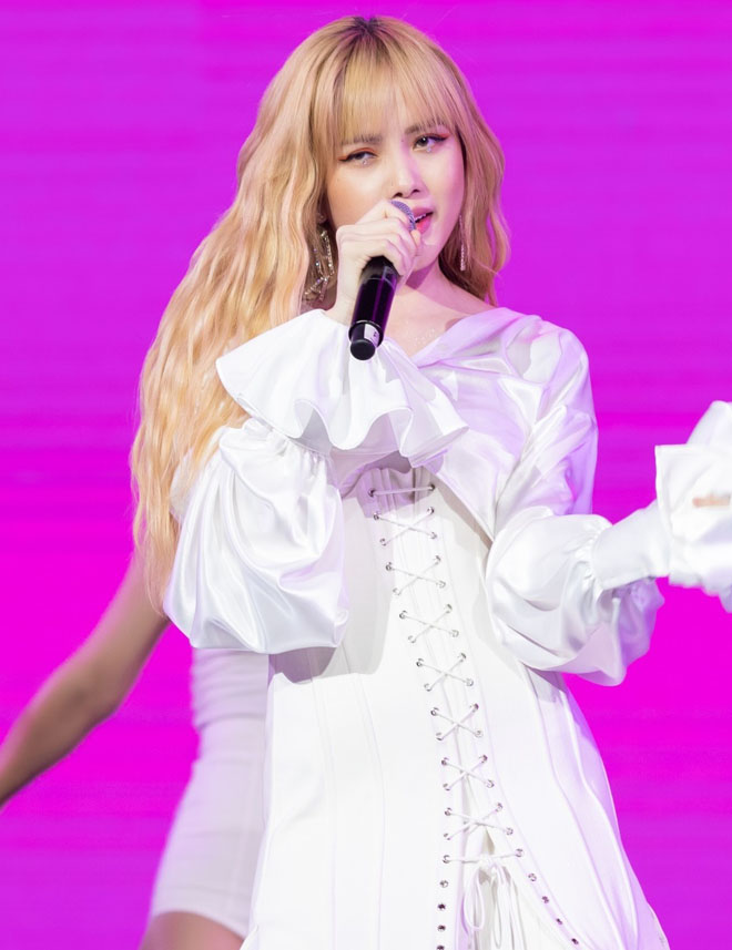 Nữ thần nhan sắc xứ Hàn quá gợi cảm khiến fan Việt phấn khích - 13