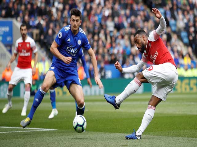 Leicester City - Arsenal: Thẻ đỏ oan nghiệt, 3 đòn sắc lẹm hiệp hai