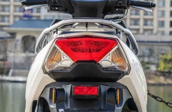 Xe ga Suzuki Swing-R ra mắt, so găng với Honda Air Blade - 6