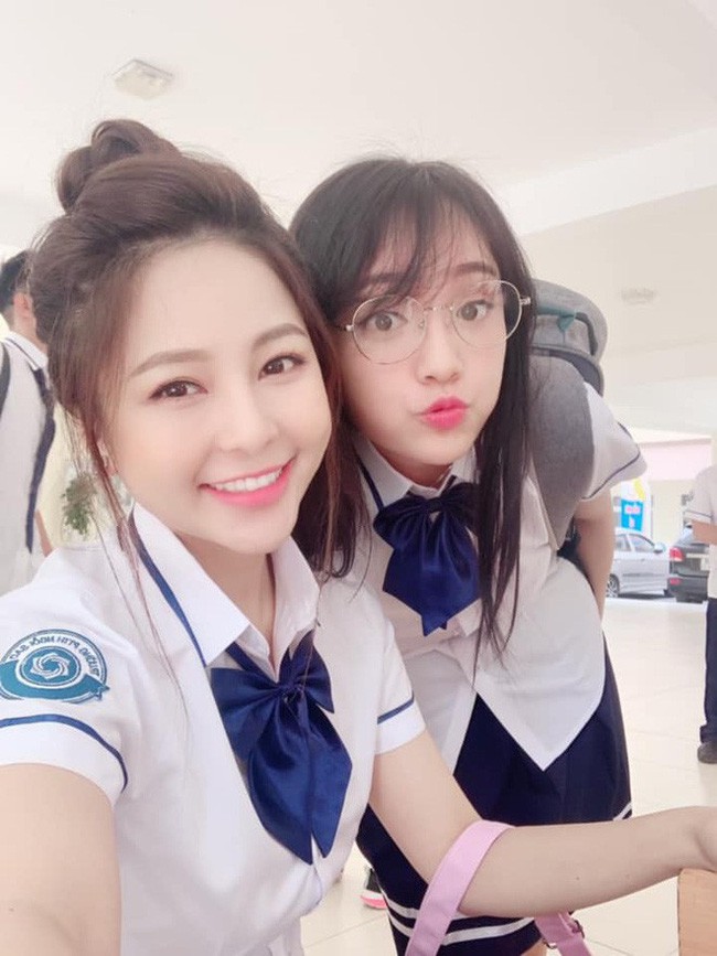 Nữ ca sĩ lấy chồng đại gia đứng sau phim của Trâm Anh và &#34;Cu Thóc&#34; là ai? - 4