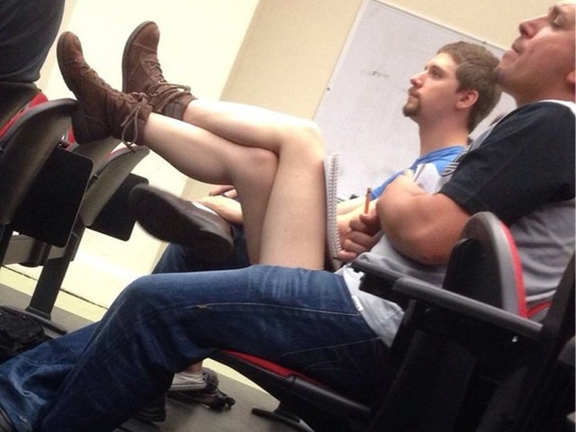 Tranh vui - Sự trùng hợp khiến người xem "hoa mắt chóng mặt"