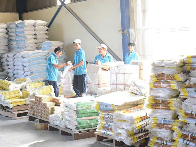 Nghịch lý: Thái Lan đòi mua gạo, doanh nghiệp Việt khó bán! - 1
