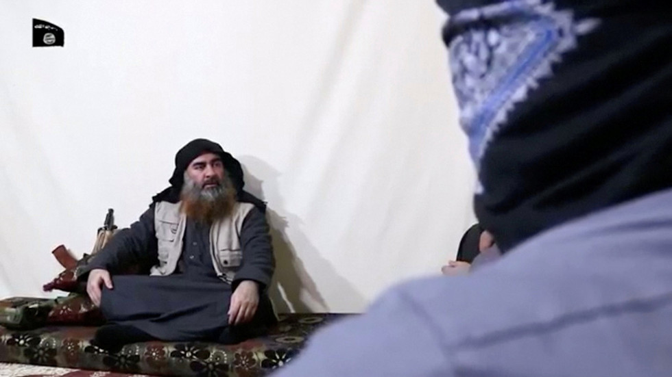 Tưởng đã chết, thủ lĩnh tối cao IS bất ngờ tái xuất sau 5 năm - 1