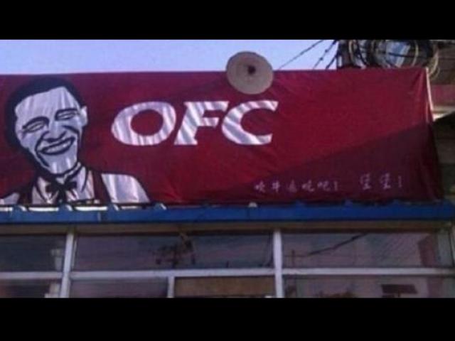 Thị trường - Tiêu dùng - Phì cười trước loạt hàng nhái "khó đỡ" của những thương hiệu quen thuộc